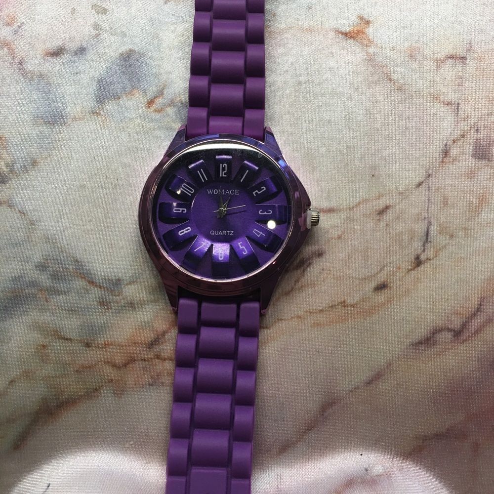 PURPLE RUBBERY Fun Watch! - Picture 14 of 14